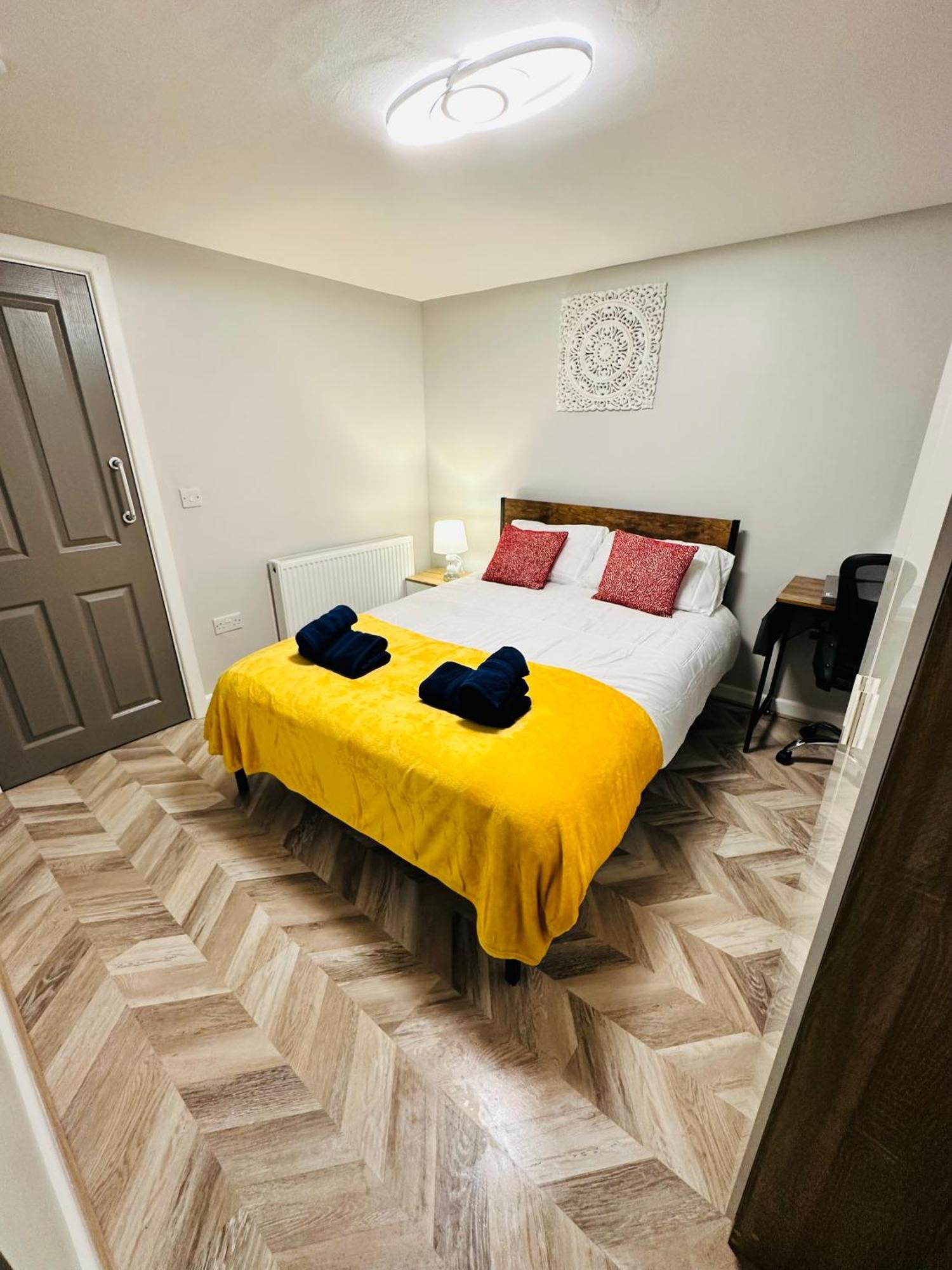Comfy Studio Flat And Workspace Near Ashton-U-Lyne Station ستاليبريدج المظهر الخارجي الصورة