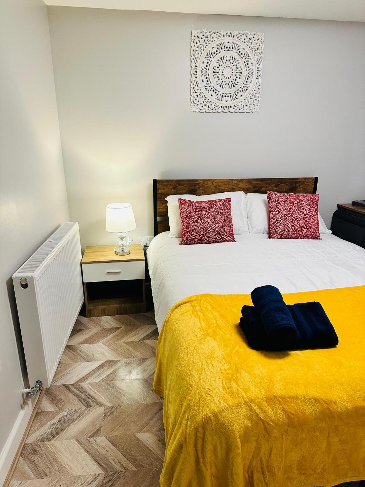 Comfy Studio Flat And Workspace Near Ashton-U-Lyne Station ستاليبريدج المظهر الخارجي الصورة